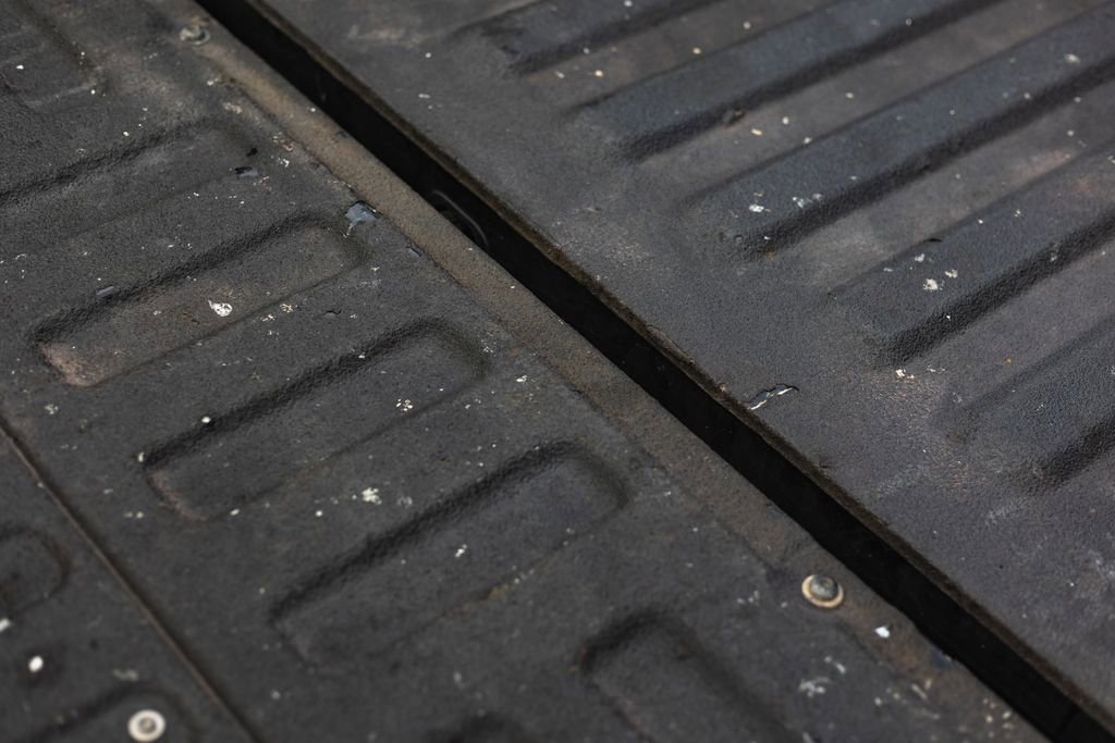 Used 2018 Ford F150 Platinum w/ Technology Package AWD/4WD image 11