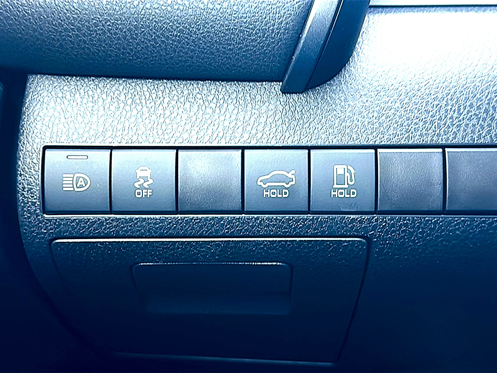 Used 2022 Toyota Camry XSE image 36