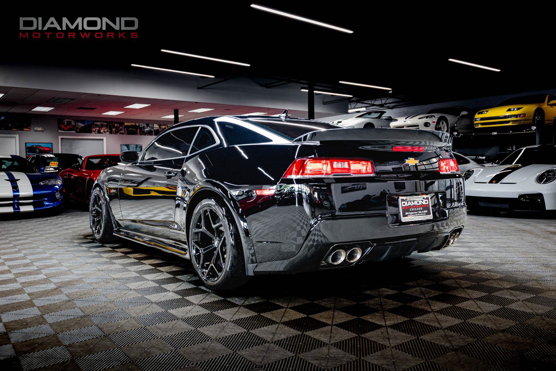 Used 2015 Chevrolet Camaro Z/28 RWD image 2