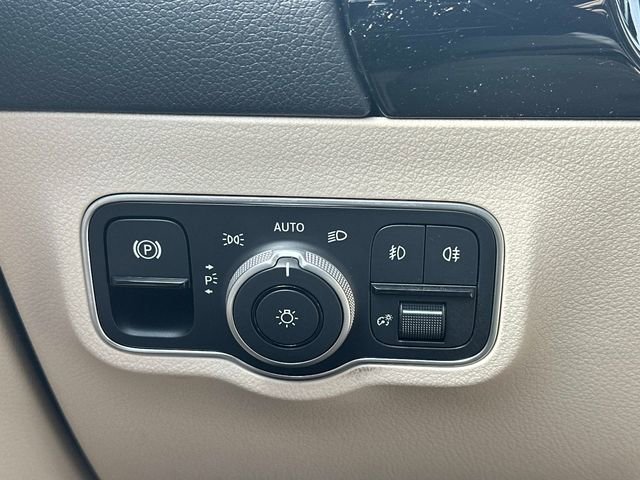 Certified 2025 Mercedes-Benz GLA 250 4MATIC image 25