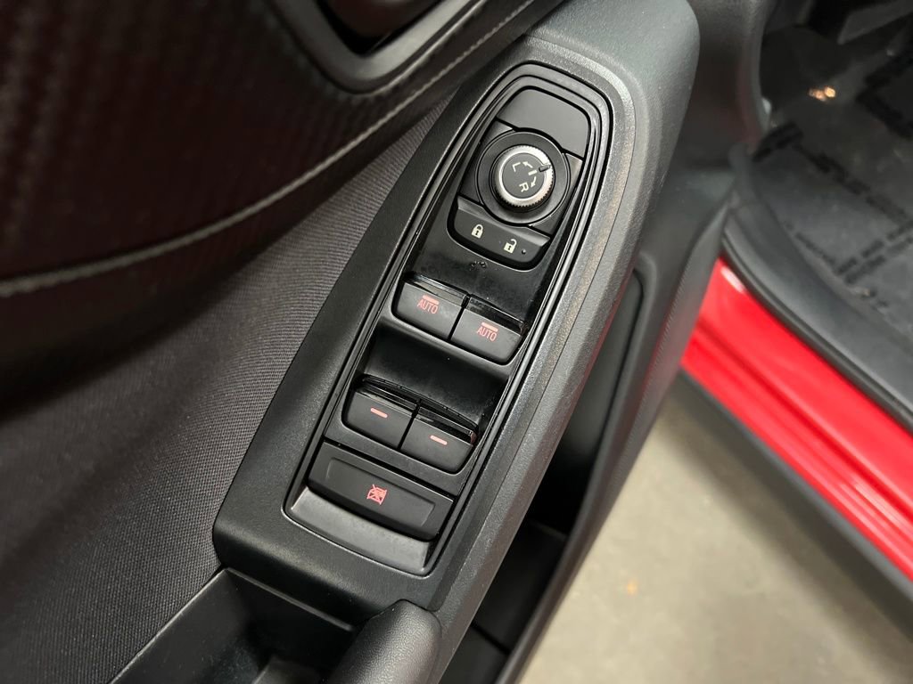 Used 2020 Subaru Crosstrek 2.0i Premium w/ Moonroof Package 1 image 13