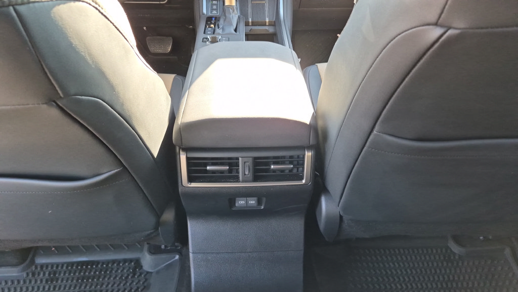 Used 2024 Lexus GX 550 AWD/4WD image 22