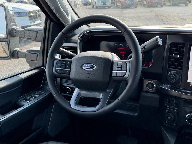 New 2026 Ford F250 Lariat w/ Lariat Premium Package image 15