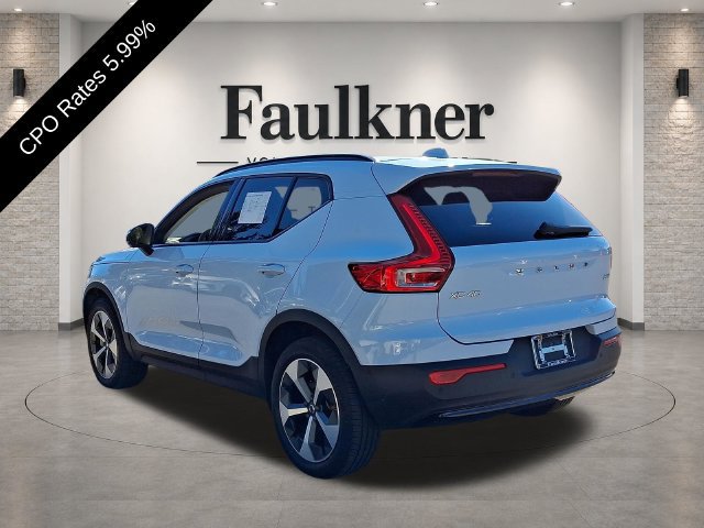Certified 2024 Volvo XC40 B5 Plus w/ Climate Package AWD/4WD image 4
