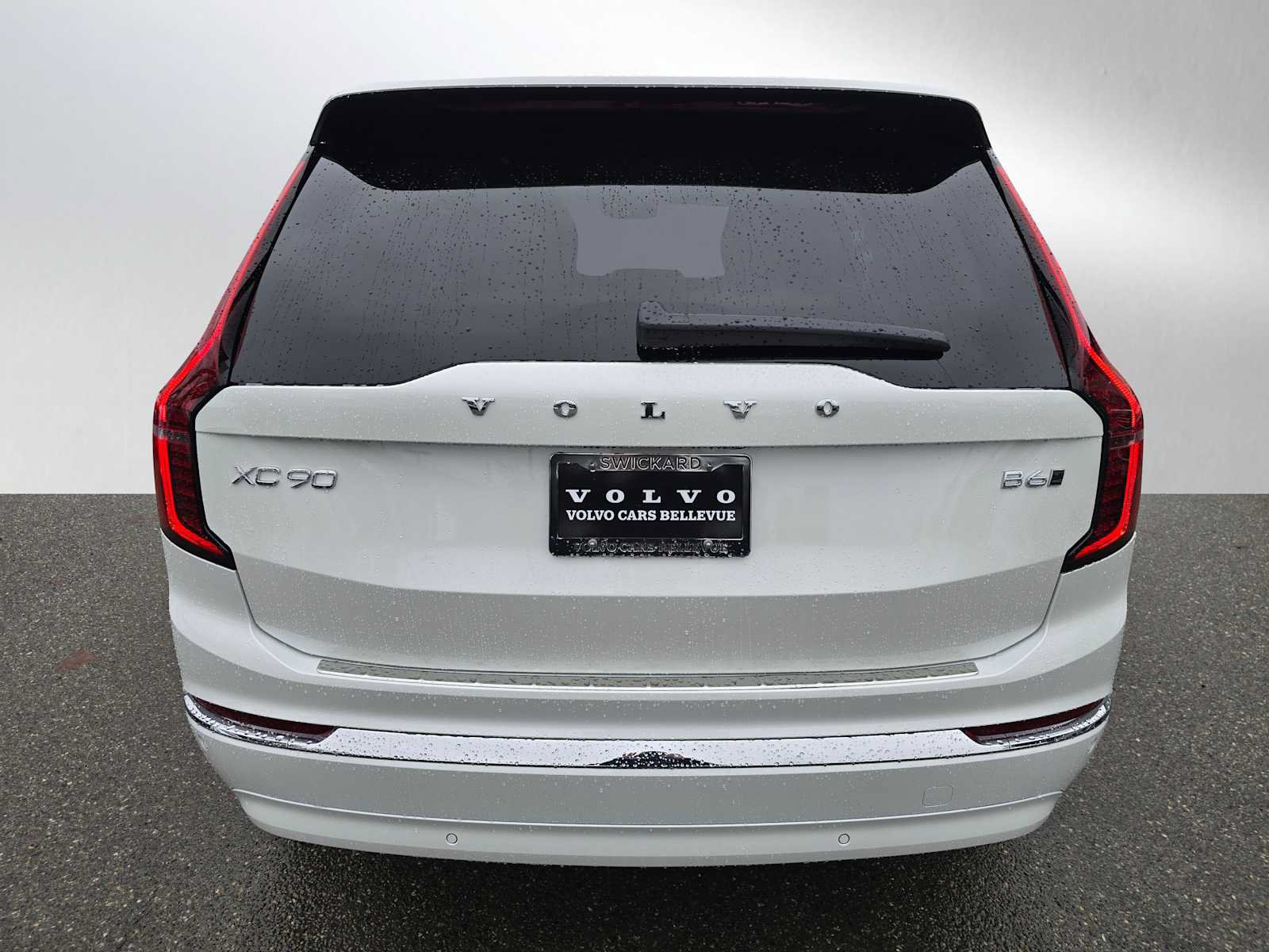 New 2026 Volvo XC90 B6 Plus w/ Protection Package Premier AWD/4WD image 4