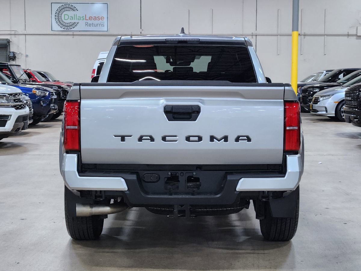 Used 2024 Toyota Tacoma TRD Sport RWD image 10