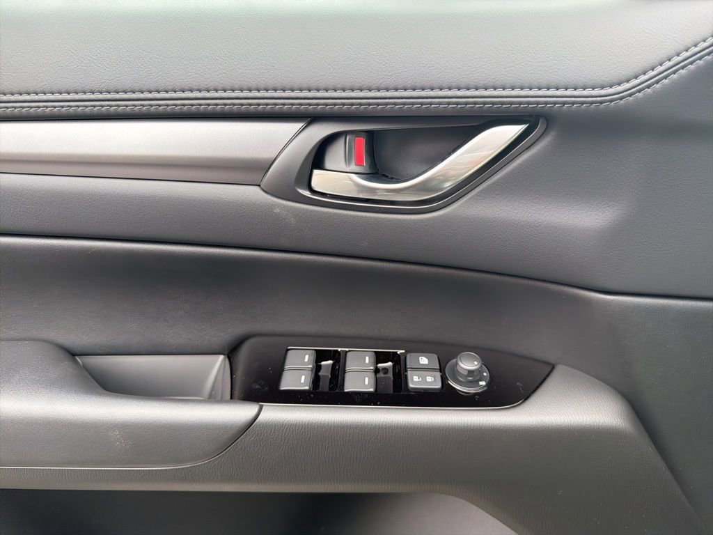 New 2025 MAZDA CX-5 AWD 2.5 S w/ Preferred Package image 13