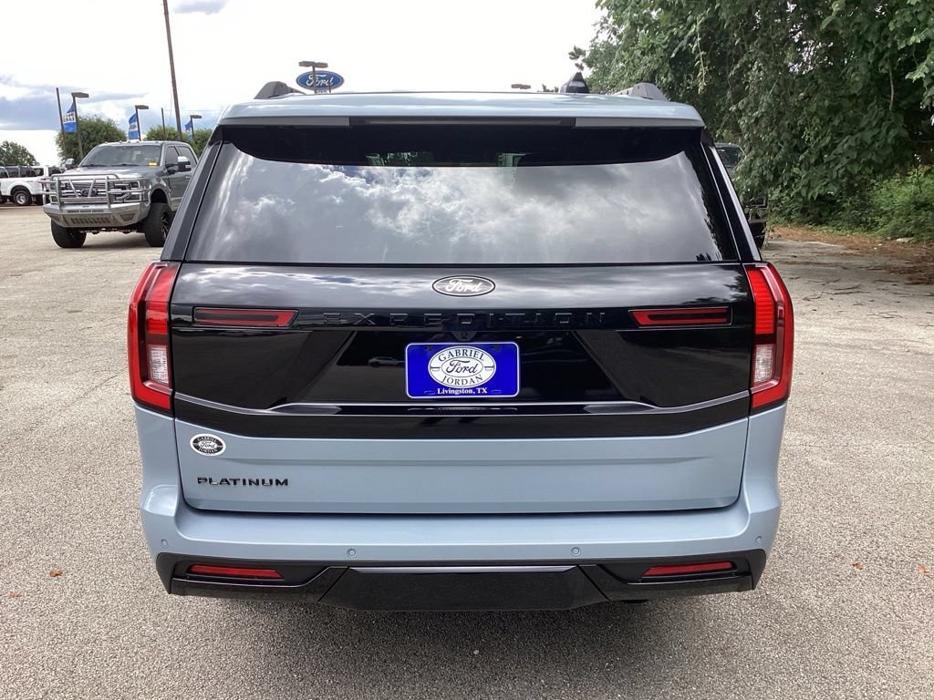 New 2026 Ford Expedition Platinum w/ Stealth Appearance Package AWD/4WD image 10