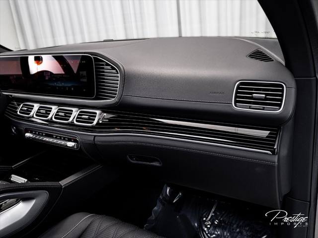 Used 2024 Mercedes-Benz Maybach GLS 600 4MATIC image 46