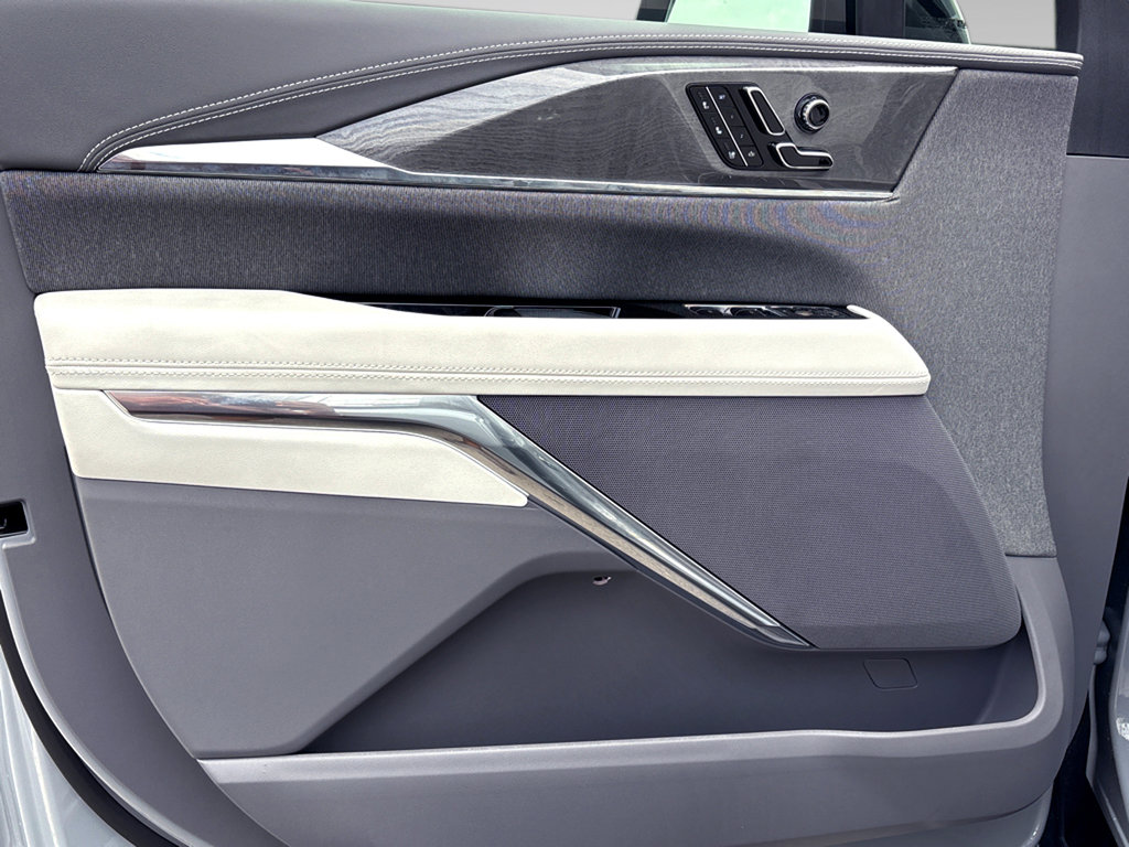 New 2026 Cadillac Escalade IQL Sport 1 image 19