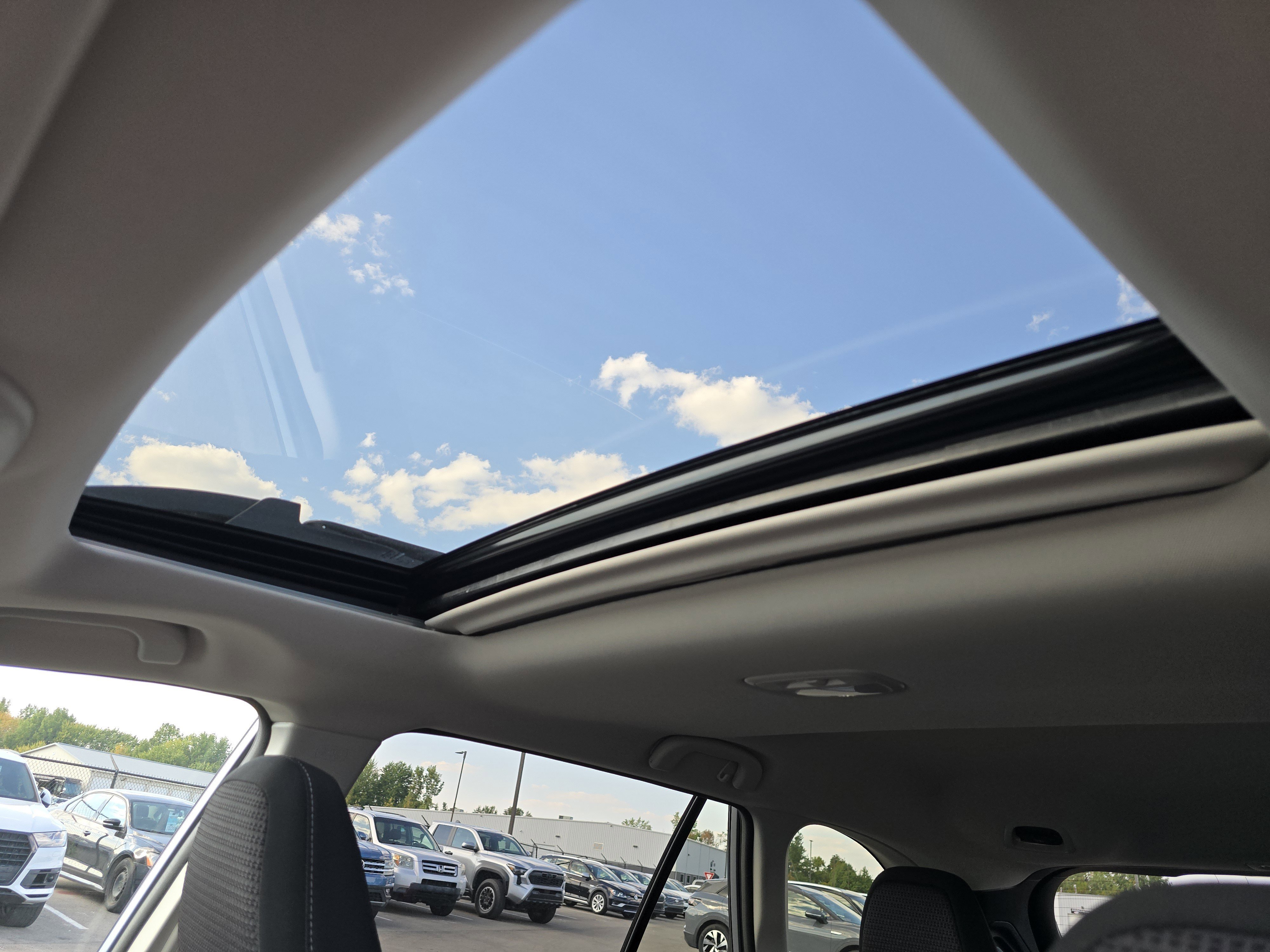 New 2025 Subaru Outback Premium image 9