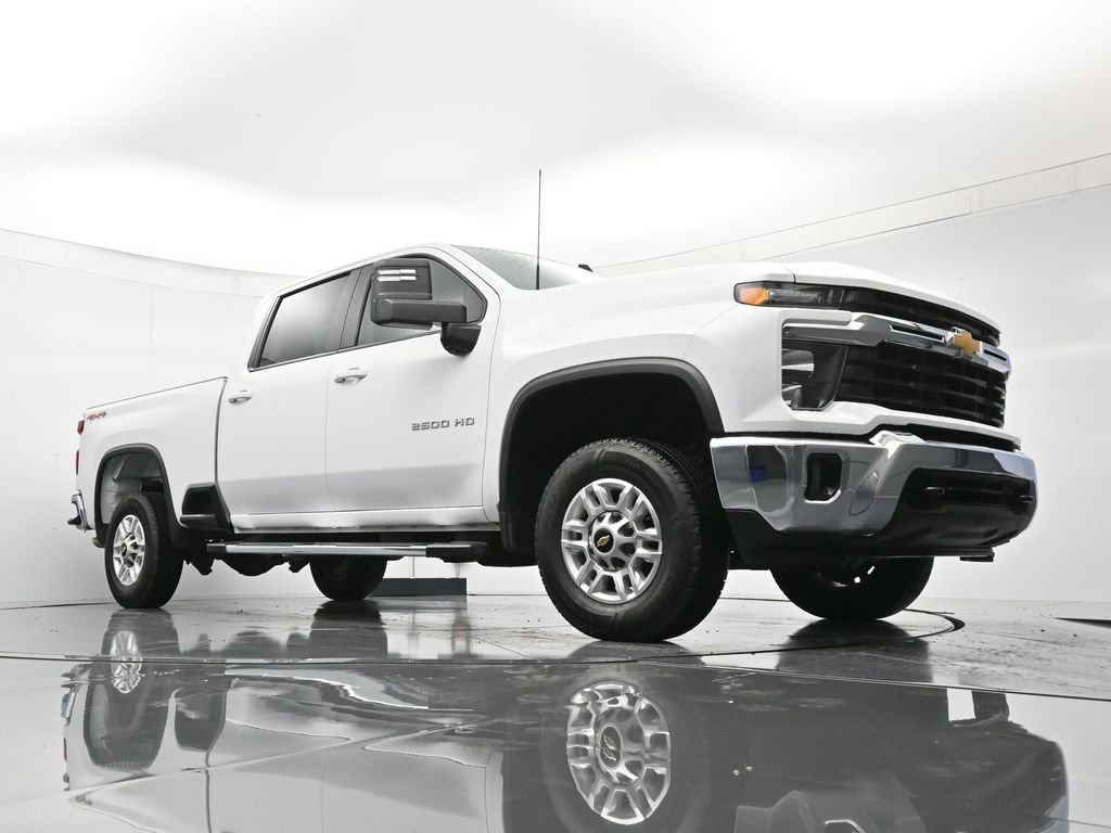 Certified 2025 Chevrolet Silverado 2500 LT w/ Convenience Package image 40