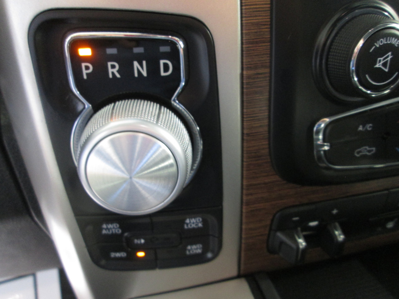 Used 2018 RAM 1500 Laramie w/ Convenience Group image 22