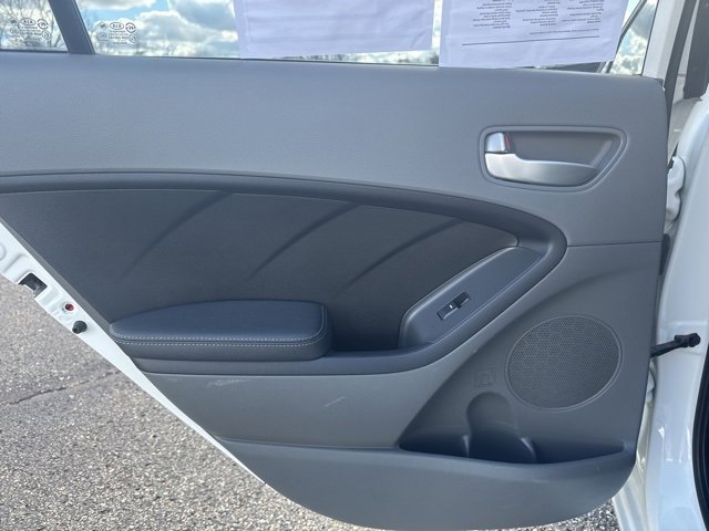 Used 2018 Kia Forte LX image 16