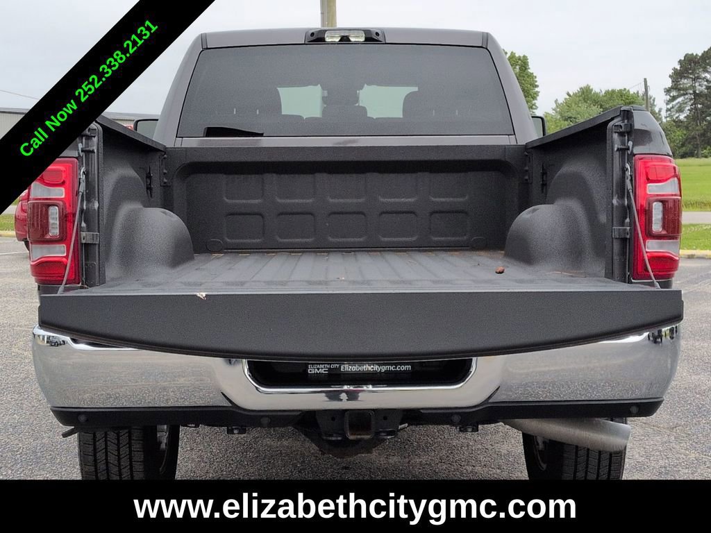 Used 2024 RAM 2500 Big Horn w/ Towing Technology Group AWD/4WD image 14