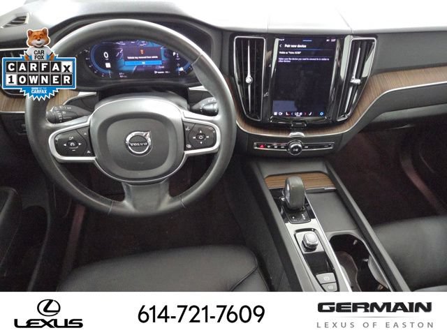 Used 2022 Volvo XC60 B5 Momentum AWD/4WD image 17
