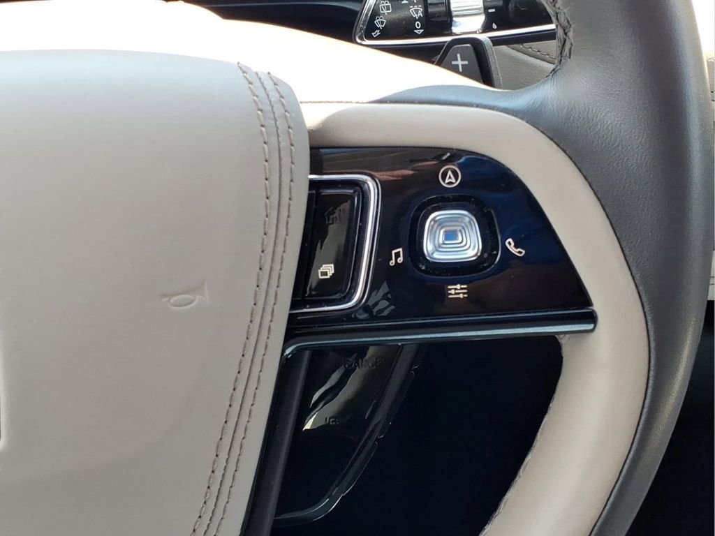 Used 2023 Lincoln Aviator Reserve RWD image 27
