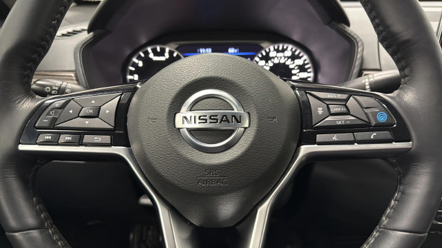 Used 2020 Nissan Altima 2.5 SL FWD image 21