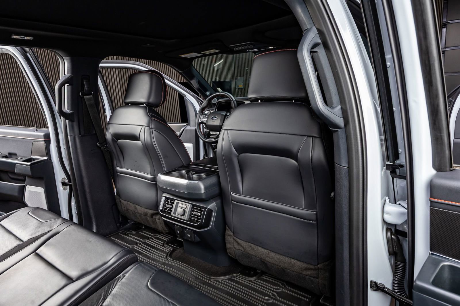 Used 2025 Ford F150 Raptor image 32