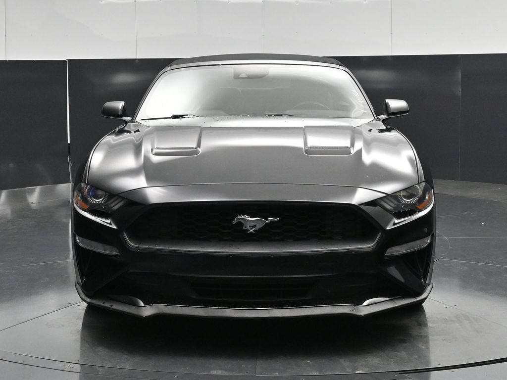 Used 2022 Ford Mustang Premium RWD image 6
