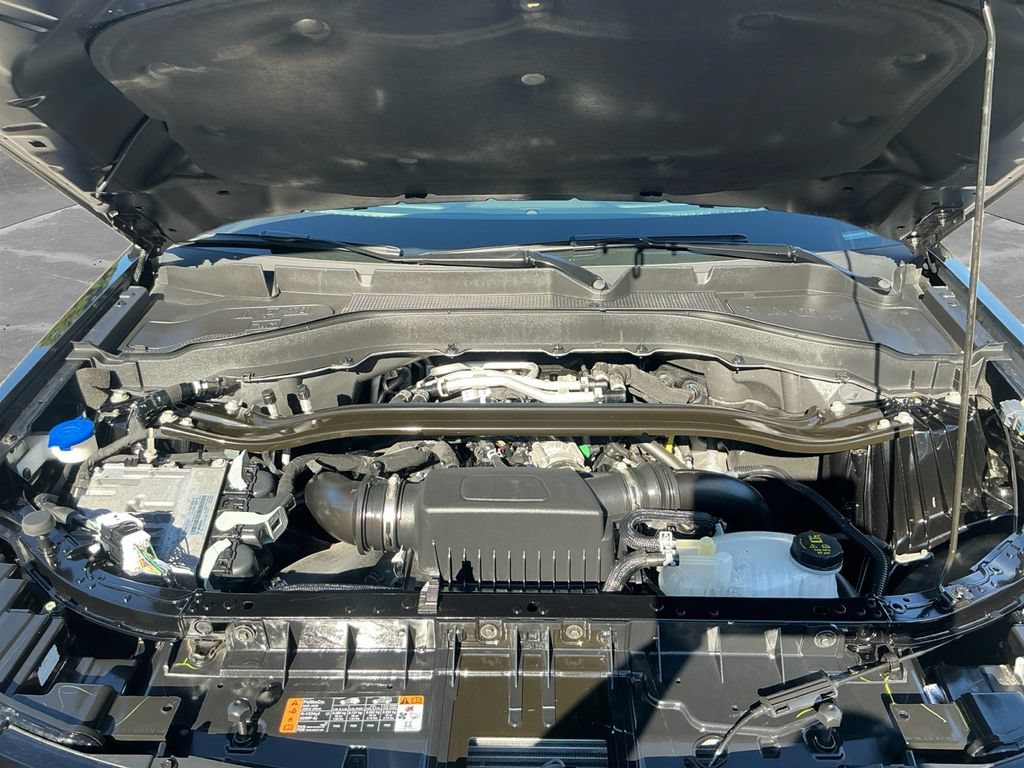 Used 2025 Ford Explorer ST AWD/4WD image 18