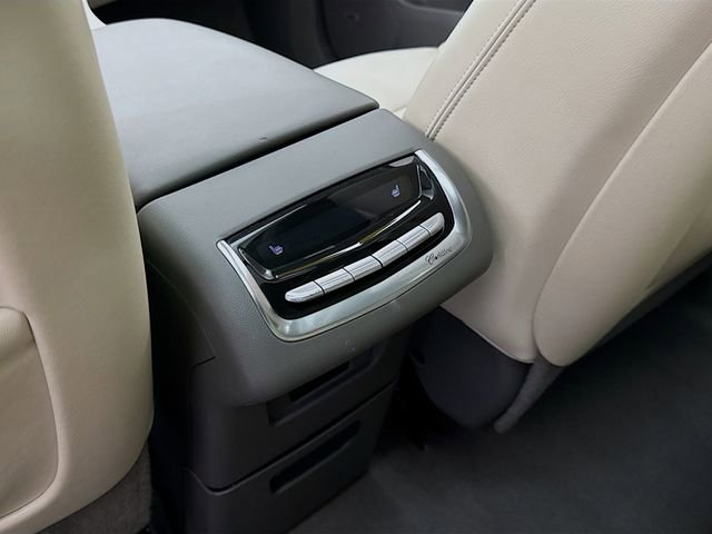 Used 2022 Cadillac XT6 Premium Luxury w/ Technology Package image 30