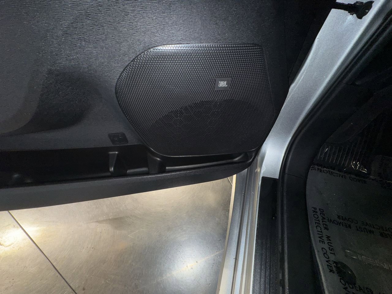 Used 2020 Toyota Sienna Limited image 22