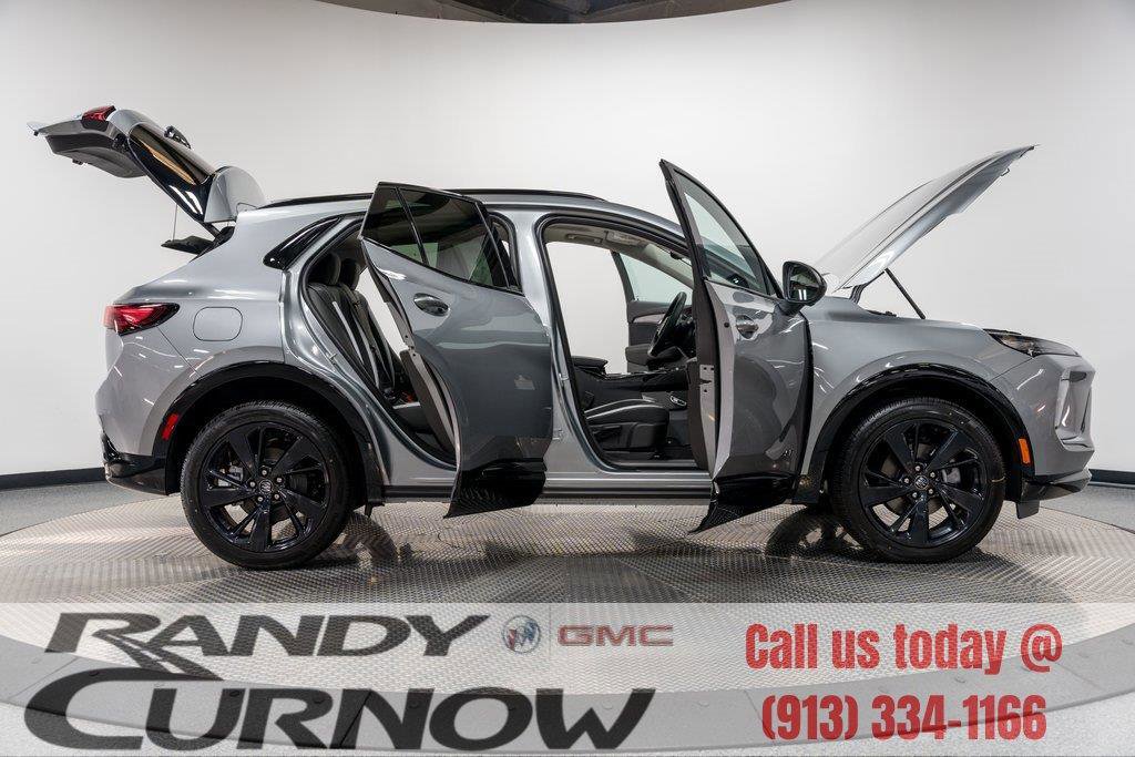 New 2025 Buick Envision Sport Touring image 12