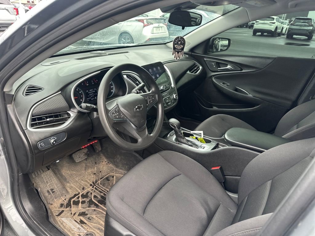 Used 2024 Chevrolet Malibu LS w/ LPO, Floor Liner Package image 9