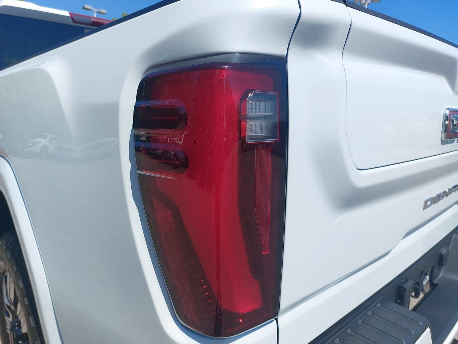 New 2026 GMC Sierra 2500 Denali w/ Denali Reserve Package AWD/4WD image 34