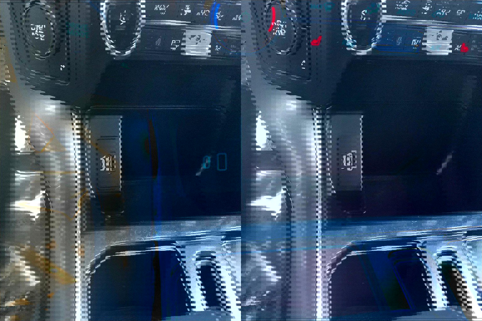 Used 2022 Ford F150 XLT w/ Equipment Group 302A High image 34