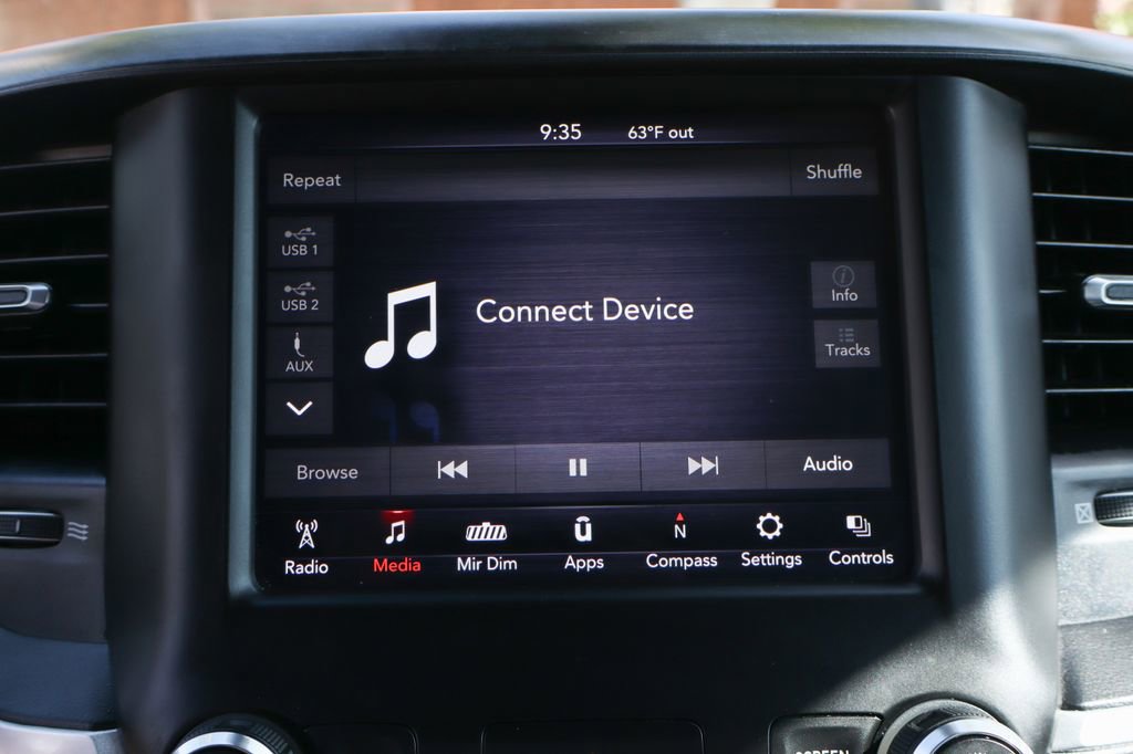 Used 2021 RAM 1500 Big Horn image 33