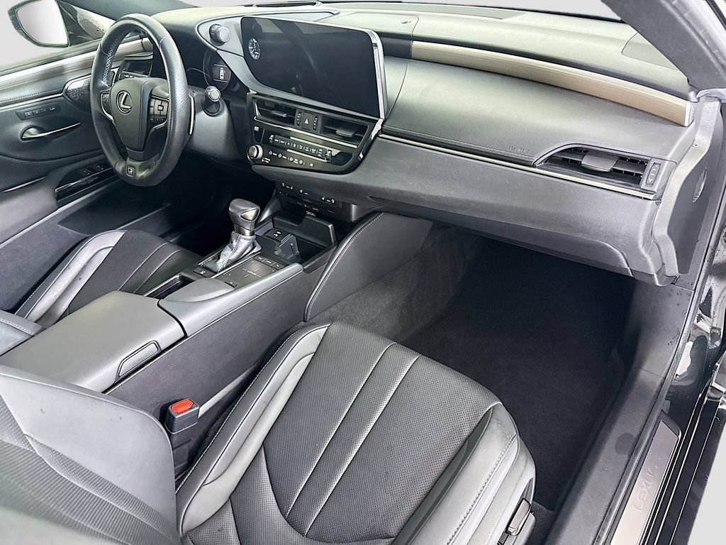 Used 2022 Lexus ES 350 F Sport w/ Accessory Package FWD image 17
