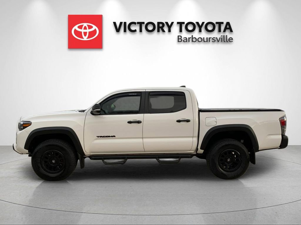 Used 2022 Toyota Tacoma TRD Off-Road w/ Technology Package image 2