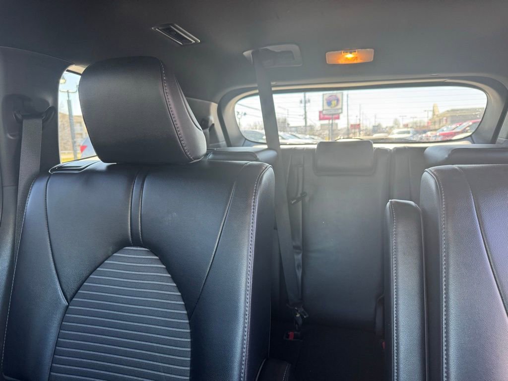 Used 2022 Toyota Highlander XSE image 11