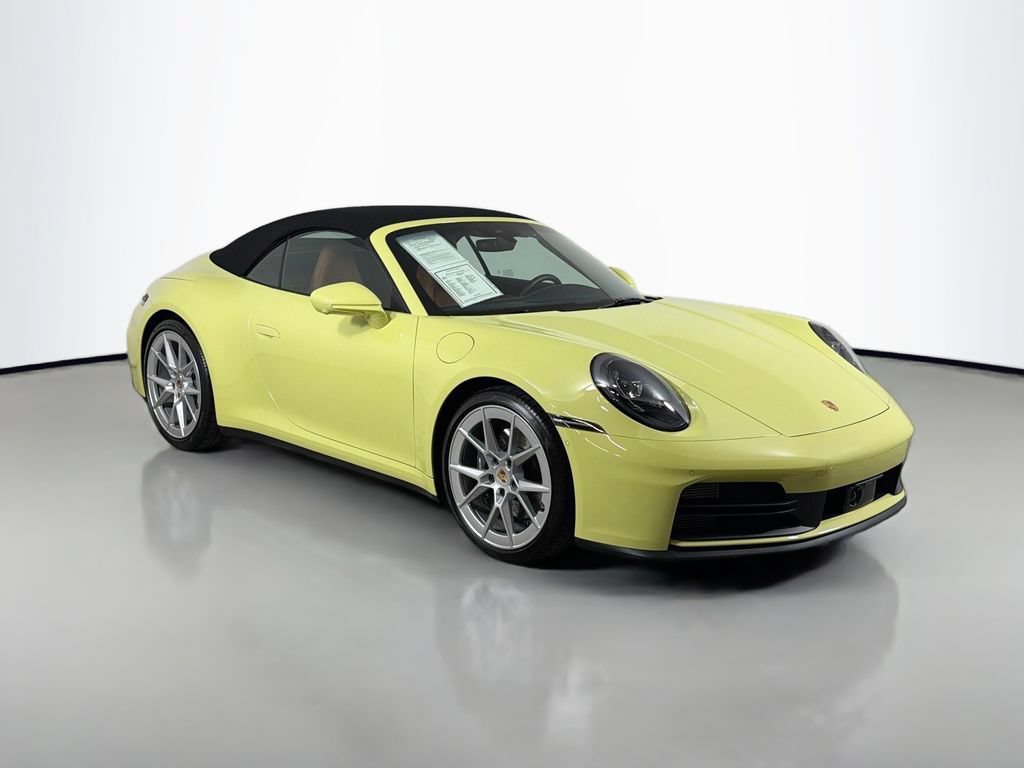 Used 2025 Porsche 911 Carrera image 3