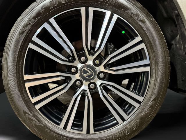 Used 2024 Lexus LX 600 4WD w/ Appearance Package image 35