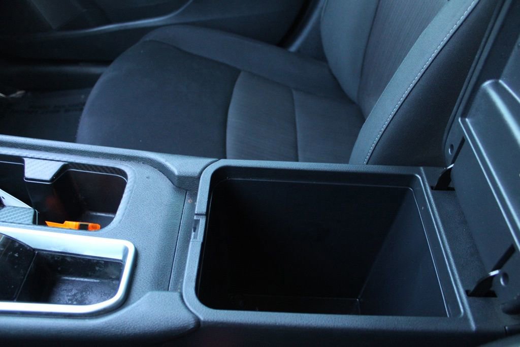 Used 2025 Nissan Sentra SV image 39