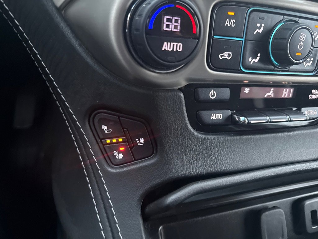 Used 2018 GMC Yukon Denali image 33