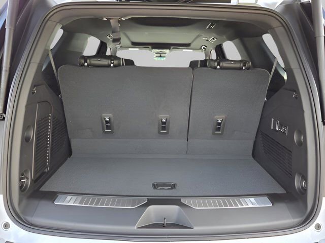 New 2026 Chevrolet Tahoe High Country w/ Sun And Tow Package RWD image 14
