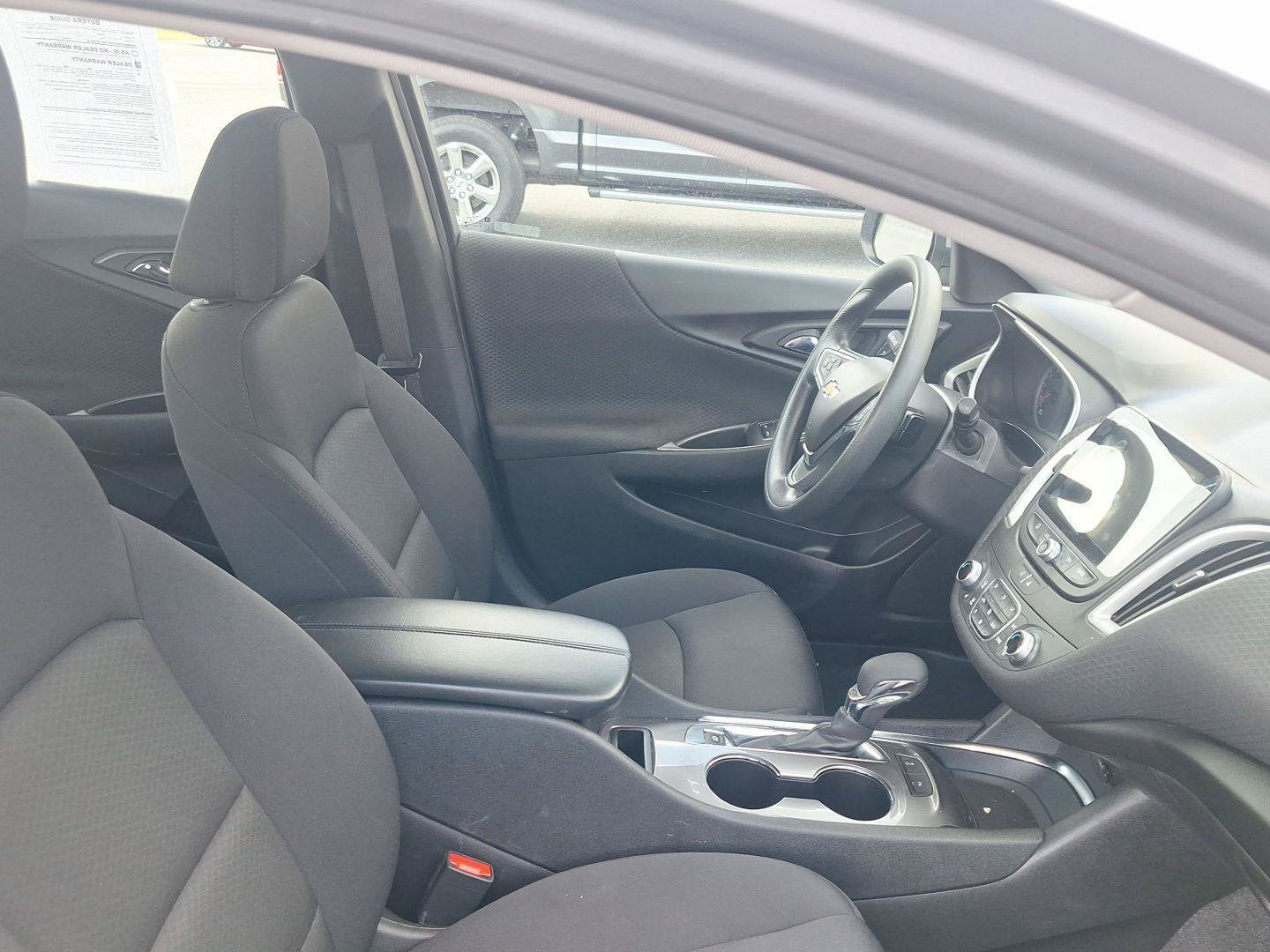 Used 2024 Chevrolet Malibu LT FWD image 17