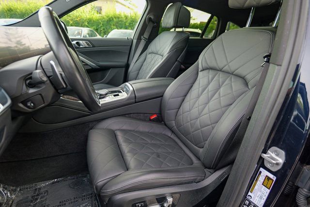 Used 2024 BMW X6 xDrive40i w/ Premium Package image 57