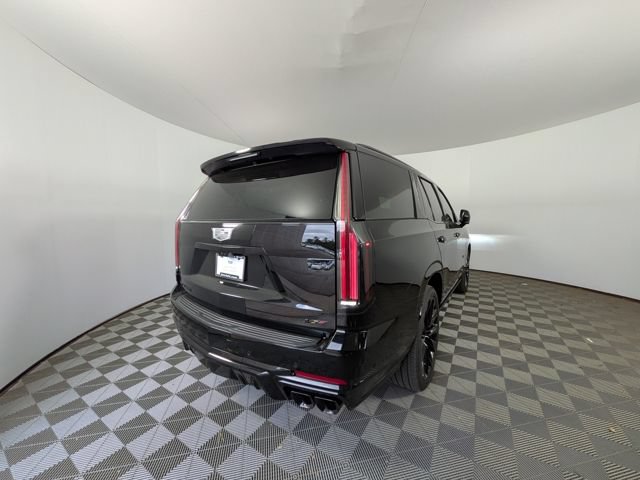 Certified 2025 Cadillac Escalade V w/ LPO, ONYX Package AWD/4WD image 3