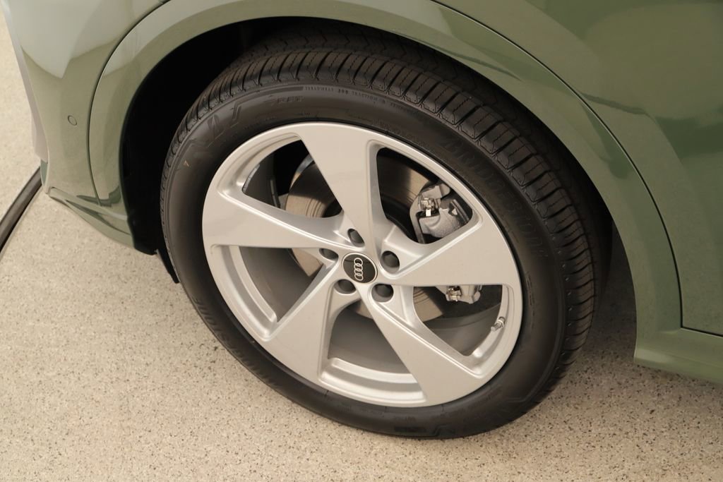 New 2025 Audi Q5 Prestige image 30