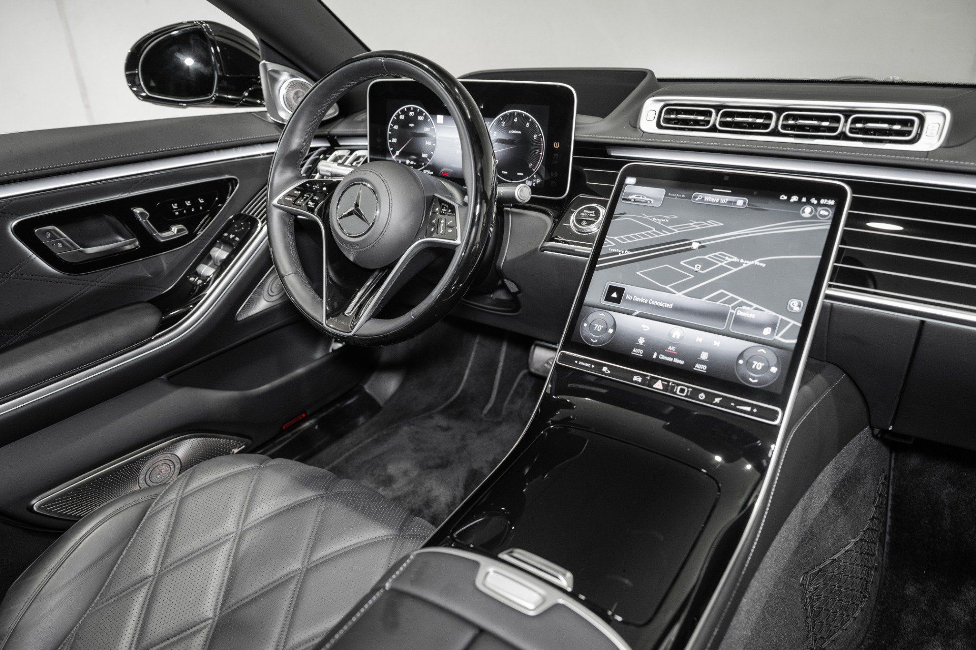 Used 2024 Mercedes-Benz Maybach S 580 4MATIC image 37