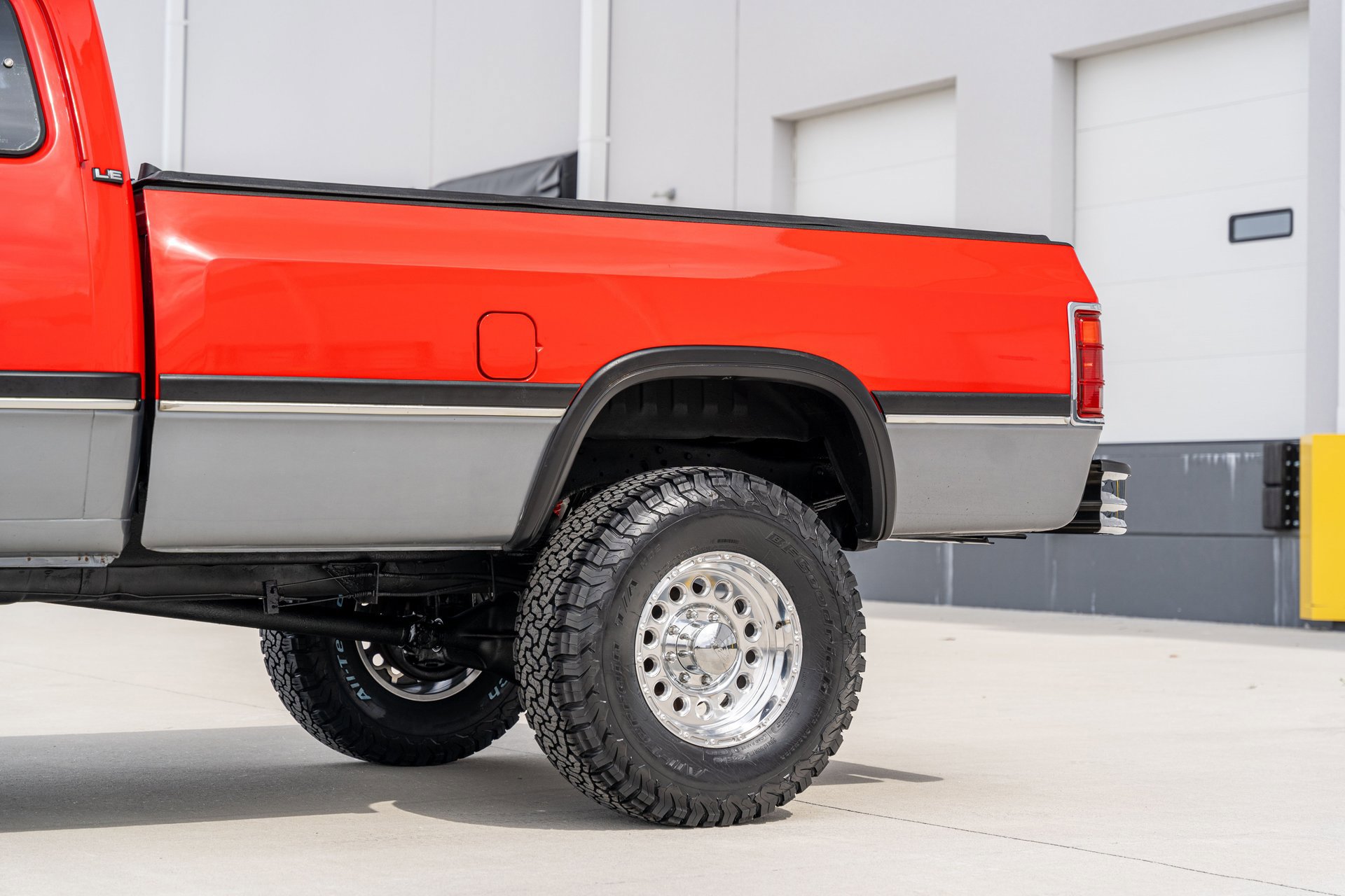 Used 1993 Dodge D/W Truck 250 image 12