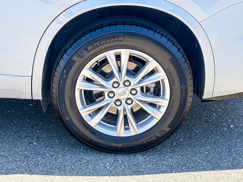 Certified 2024 Cadillac XT6 Luxury w/ LPO, Floor Liner Package FWD image 10