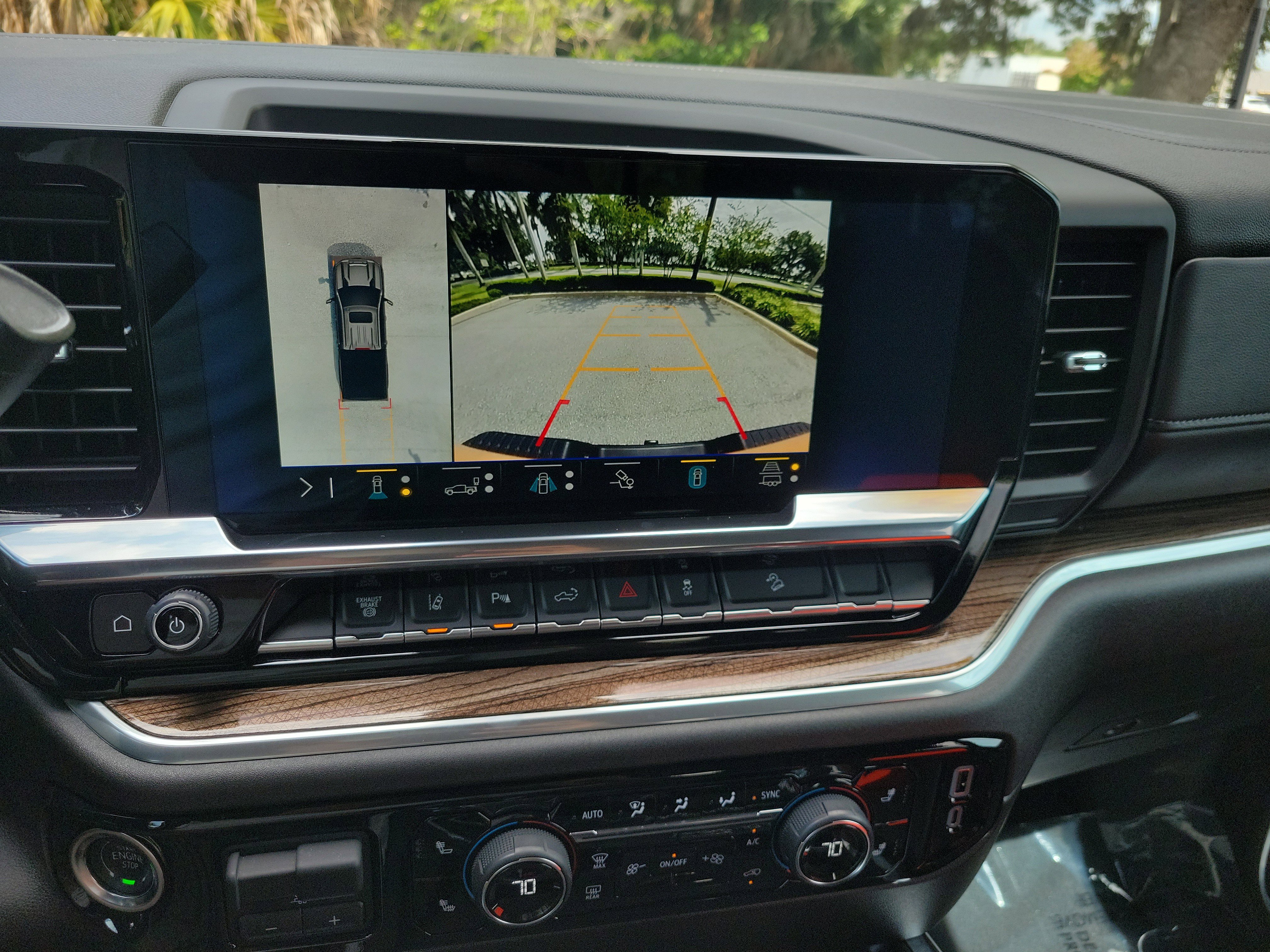 Used 2025 Chevrolet Silverado 2500 LT w/ Trail Boss Package AWD/4WD image 20