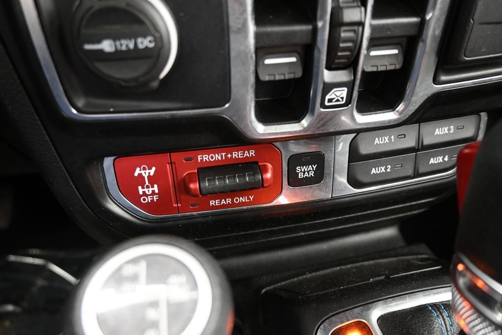 Used 2022 Jeep Wrangler Unlimited Rubicon 4xe w/ Cold Weather Group AWD/4WD image 46