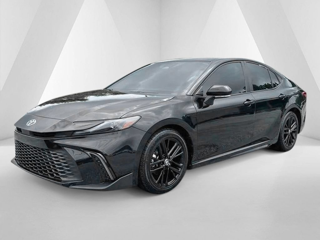 Used 2025 Toyota Camry SE FWD image 3